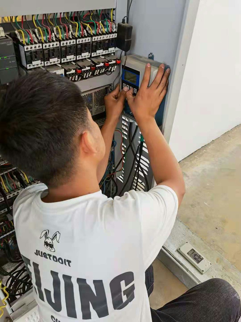 污水流量計售后現(xiàn)場1